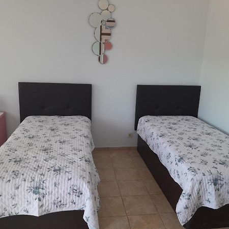 Residence 1000 Roses Монкарапашо Екстериор снимка