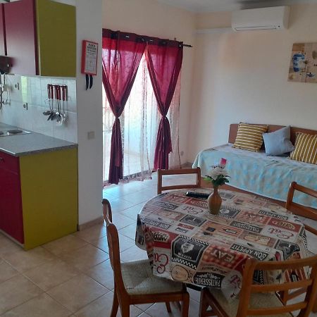 Residence 1000 Roses Монкарапашо Екстериор снимка