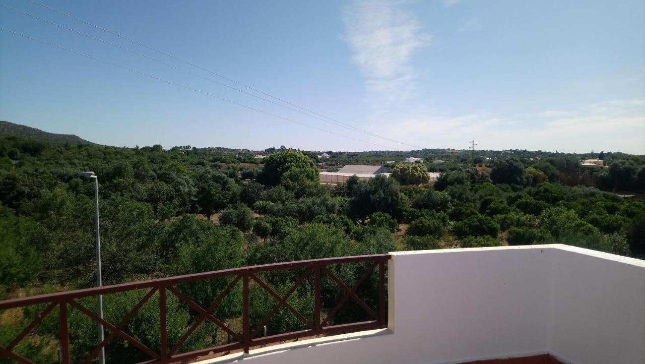 Residence 1000 Roses Монкарапашо Екстериор снимка