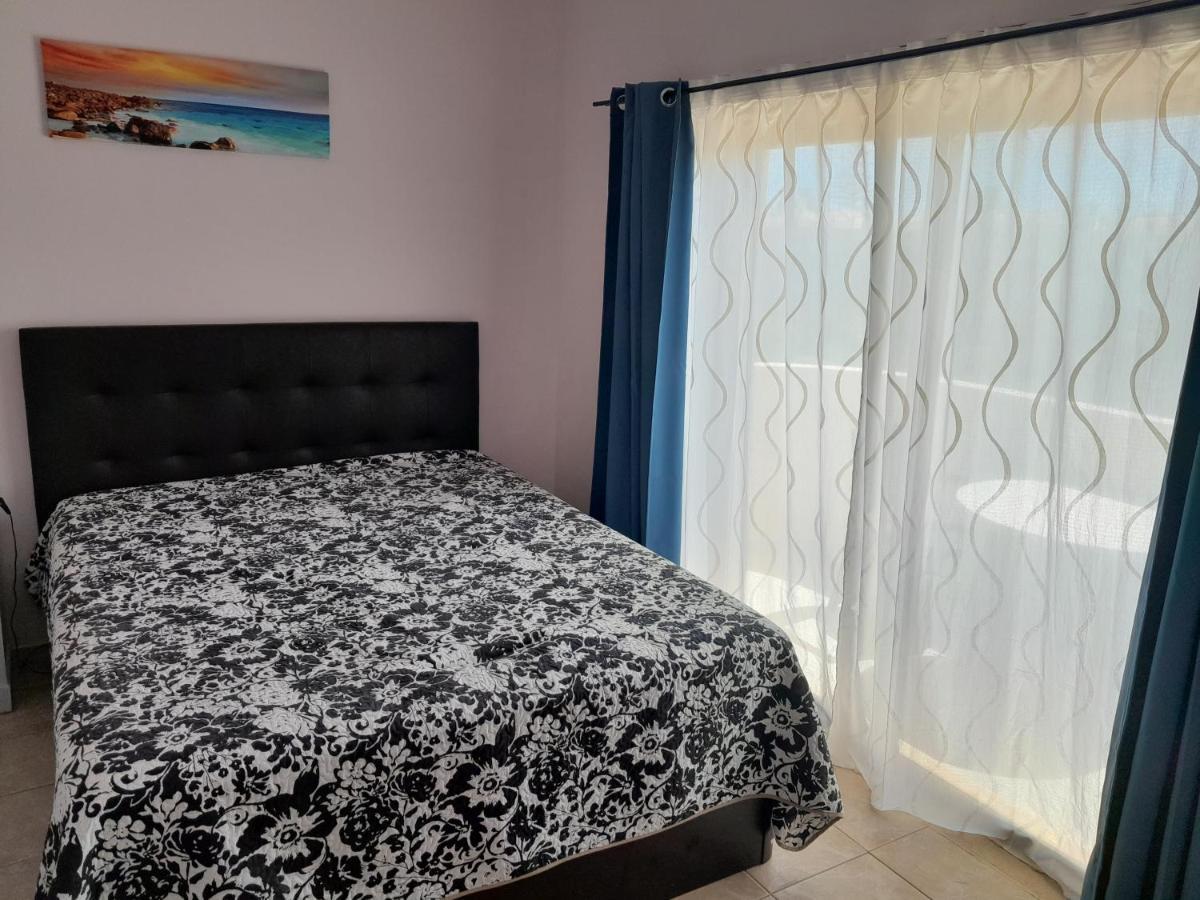 Residence 1000 Roses Монкарапашо Екстериор снимка