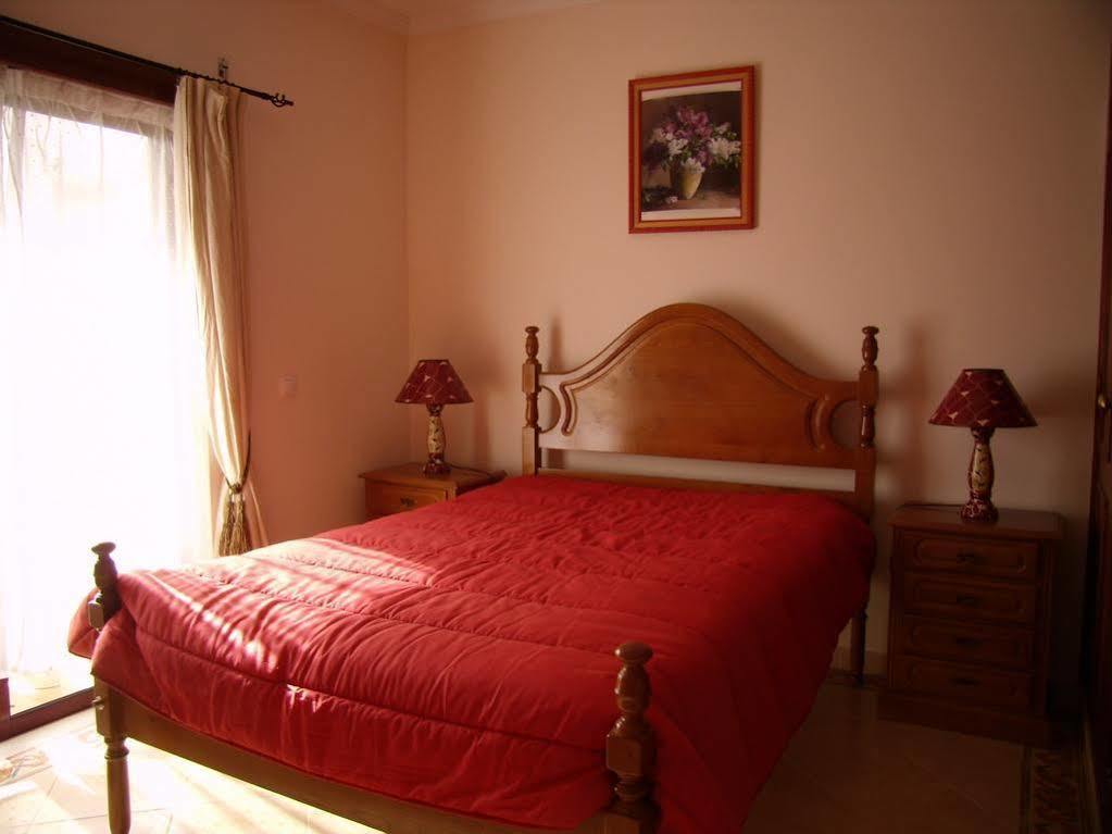 Residence 1000 Roses Монкарапашо Екстериор снимка